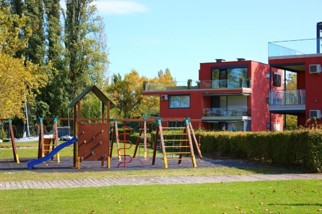 Butique Apartman Grand Balatonlelle Dış mekan fotoğraf